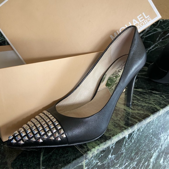 MIKAEL KORS Black Studded Shoes - Picture 5 of 6